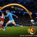 Kevin De Bruyne thực hiện đường tạt bóng sớm (early cross) loại bỏ hàng thủ đối phương, minh họa cho chiến thuật tạt cánh đánh đầu hiện đại.